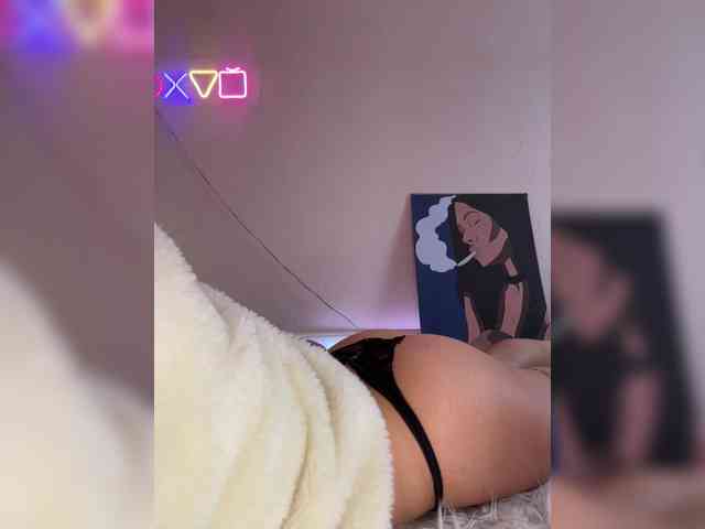 SHAWTY420 webcam