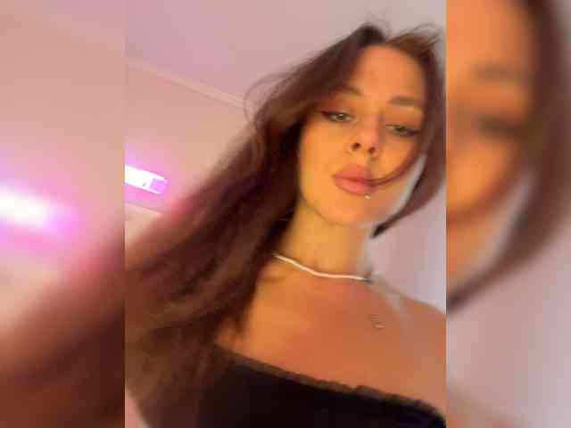 SHAWTY420 webcam