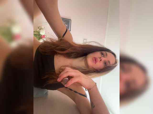 SHAWTY420 webcam