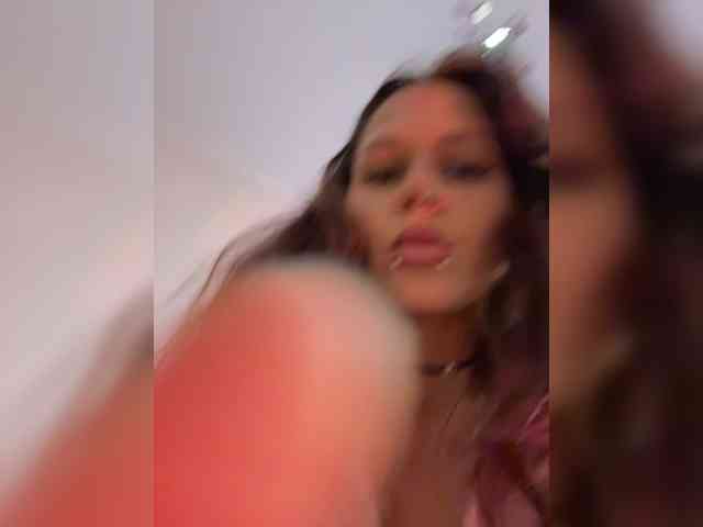 SHAWTY420 webcam