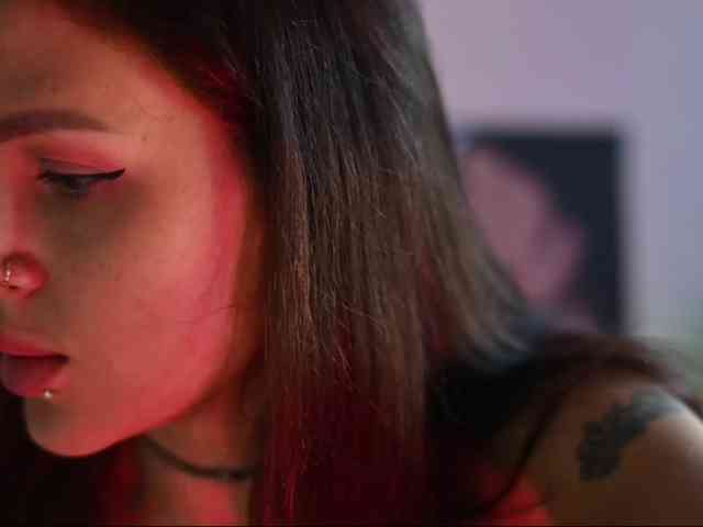 SHAWTY420 webcam
