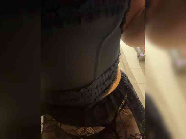 SHAWTY420 webcam