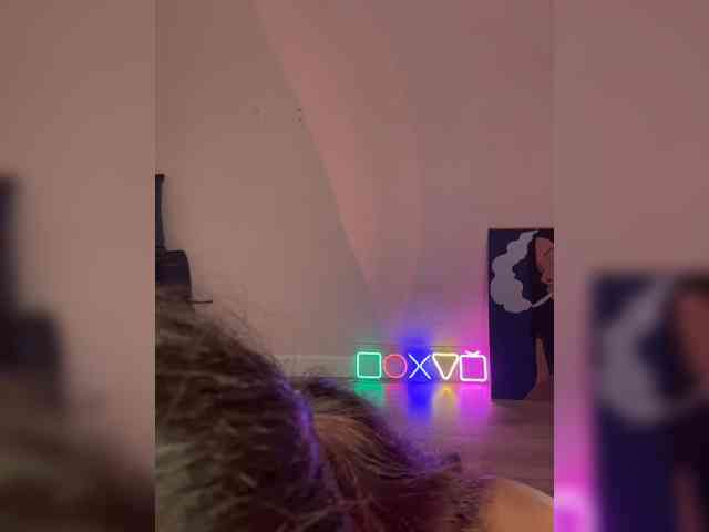 SHAWTY420 webcam