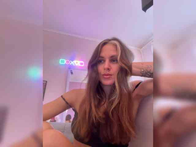 SHAWTY420 webcam