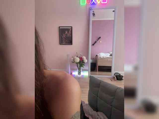 SHAWTY420 webcam