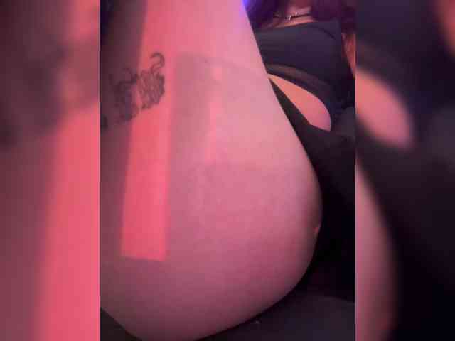 SHAWTY420 webcam
