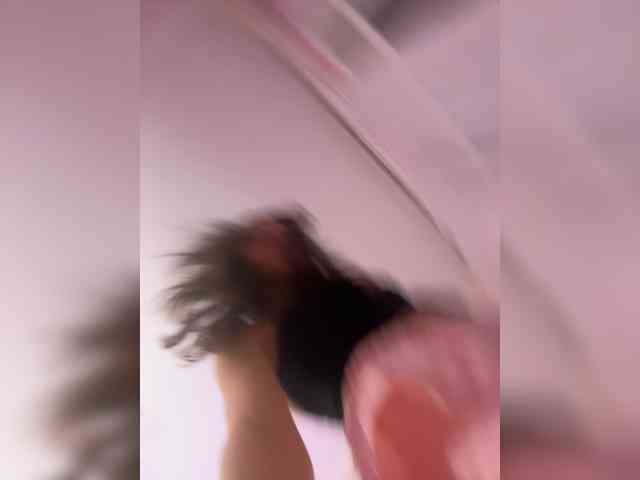 SHAWTY420 webcam