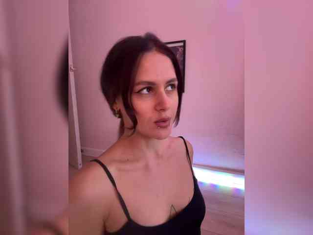 SHAWTY420 webcam