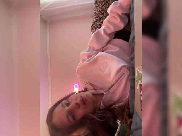 SHAWTY420 webcam