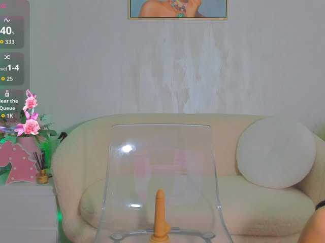 sarabecker's BongaCams show and profile