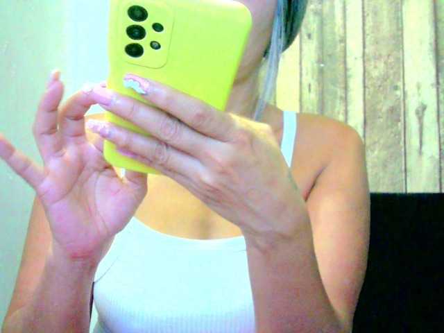 Celestee-1 live cam on BongaCams
