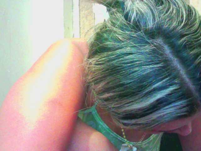 Celestee-1 live cam on BongaCams