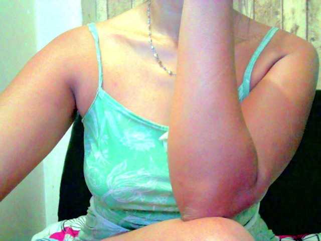 Celestee-1 live cam on BongaCams