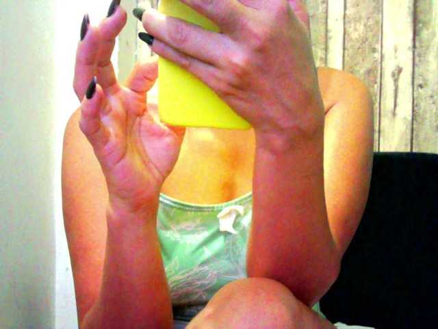 Celestee-1