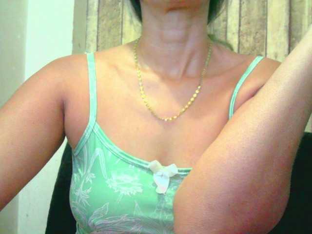 Celestee-1 live cam on BongaCams