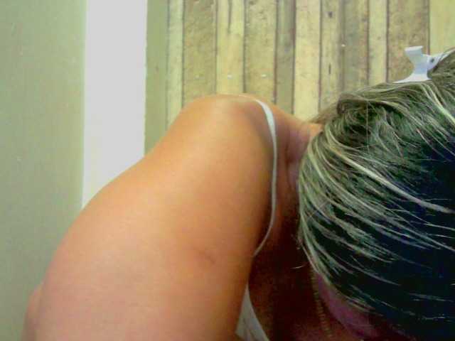 Celestee-1 live cam on BongaCams