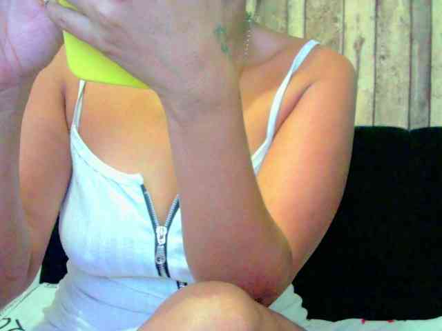 Celestee-1 webcam