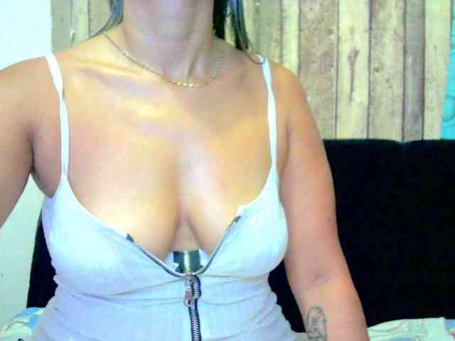 Celestee-1 webcam