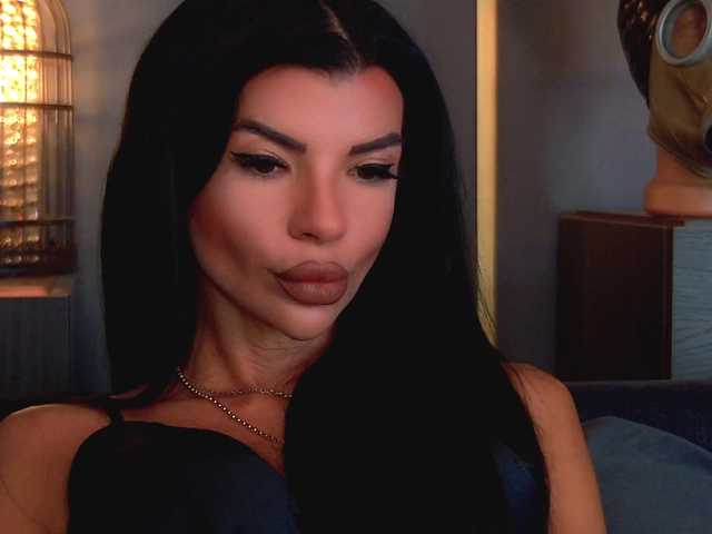 EleniaDevons