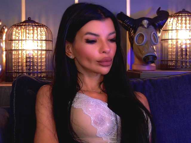 EleniaDevons live cam