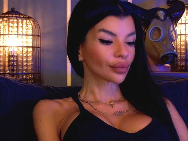 EleniaDevons