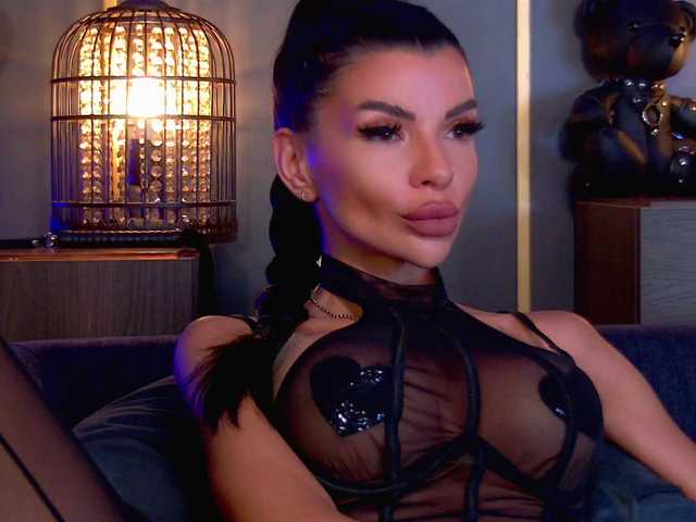 EleniaDevons