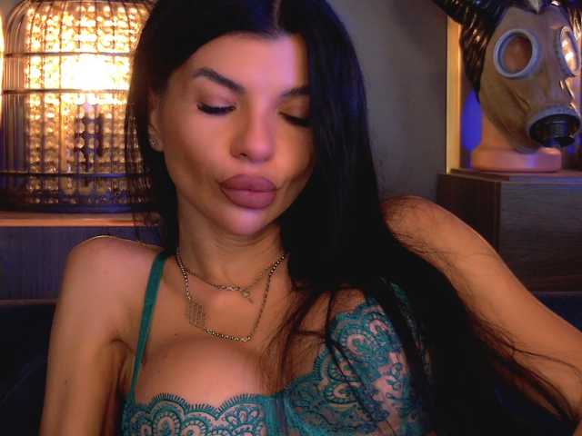 EleniaDevons