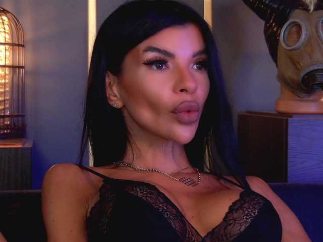 EleniaDevons