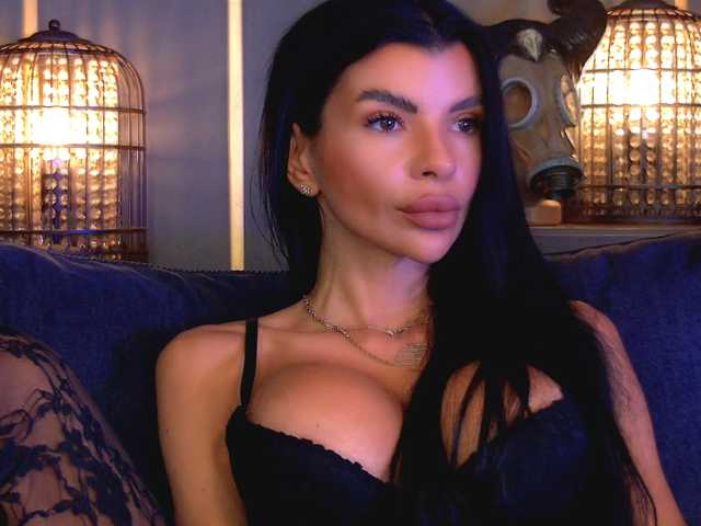 EleniaDevons