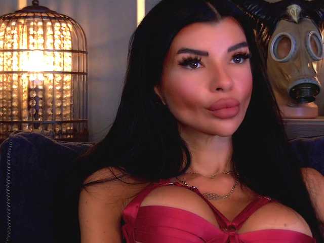 EleniaDevons