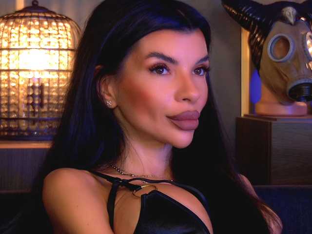 EleniaDevons