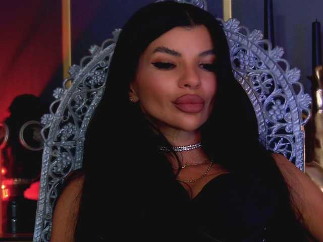 EleniaDevons