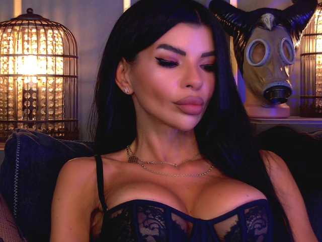 EleniaDevons