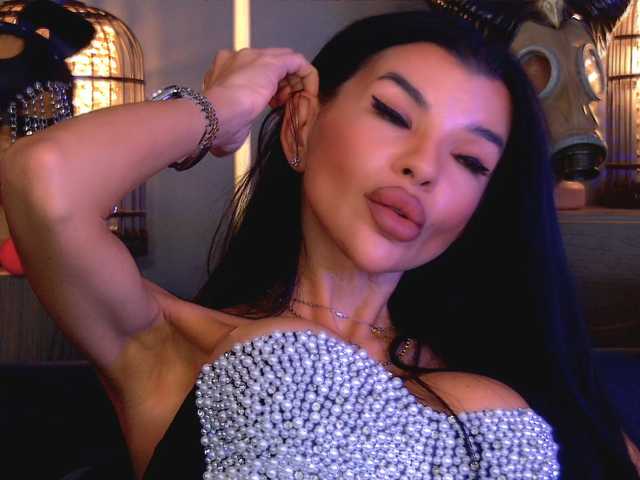 EleniaDevons