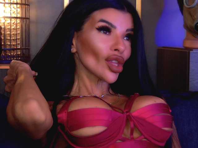 EleniaDevons