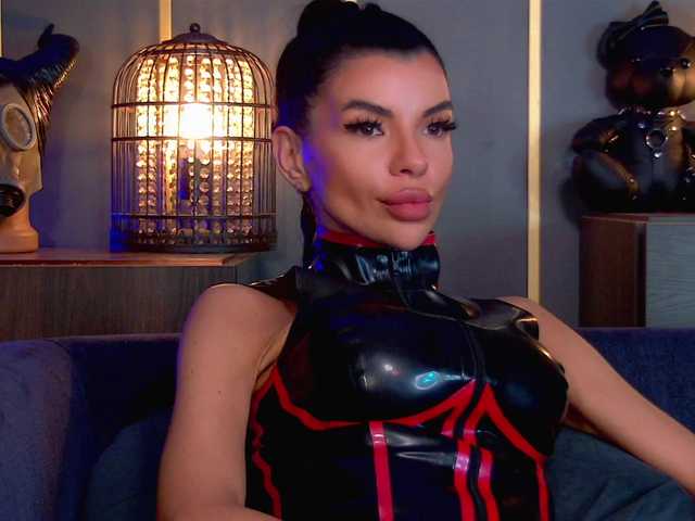 EleniaDevons