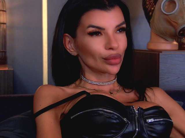 EleniaDevons