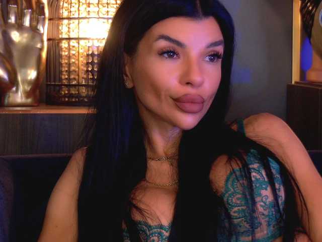 EleniaDevons