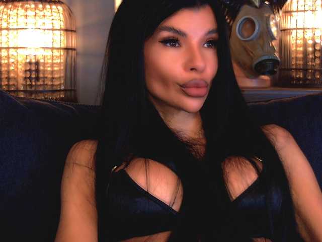 EleniaDevons