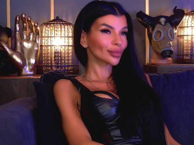 EleniaDevons