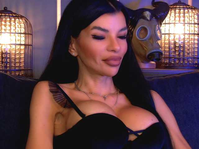 EleniaDevons