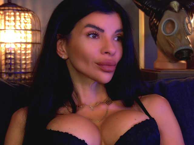 EleniaDevons