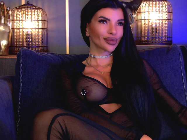 EleniaDevons