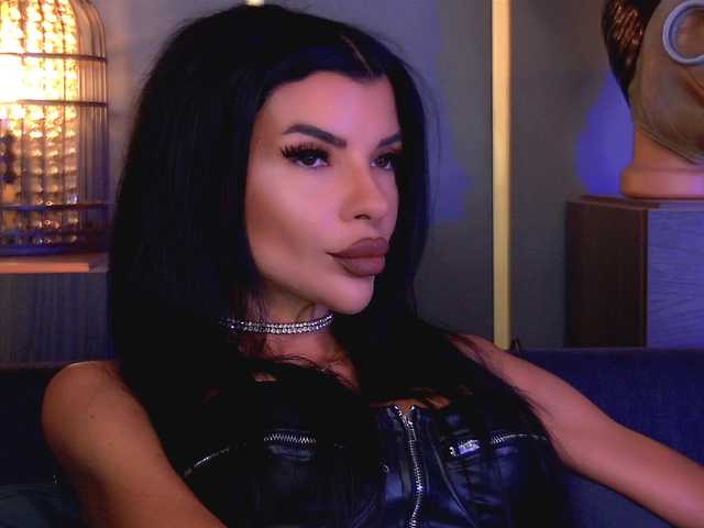EleniaDevons