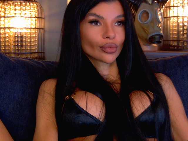 EleniaDevons
