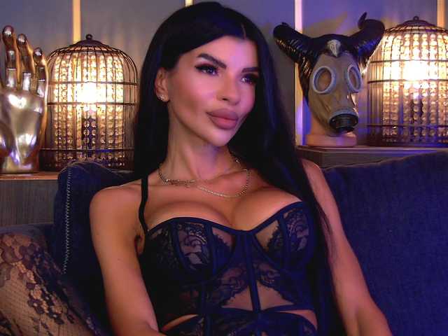 EleniaDevons