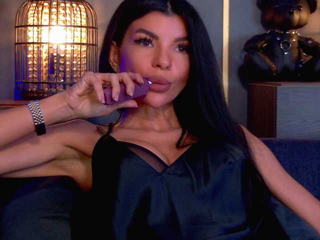 EleniaDevons