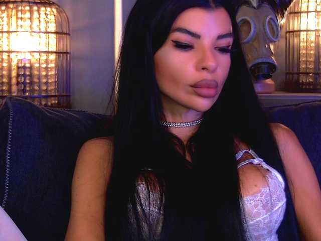 EleniaDevons