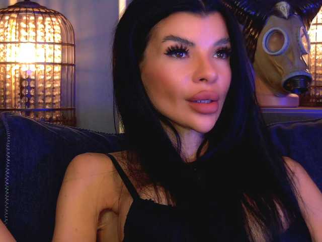 EleniaDevons
