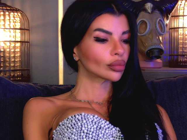 EleniaDevons